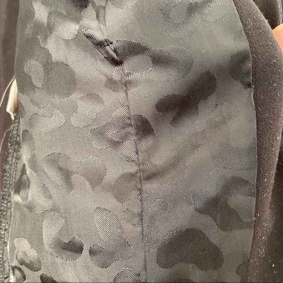 Black blazer - Picture 5 of 5